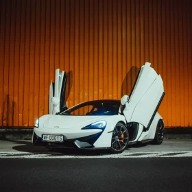 Wynajem McLaren 570GT 3.8 Twin Turbo V8 RWD 570km