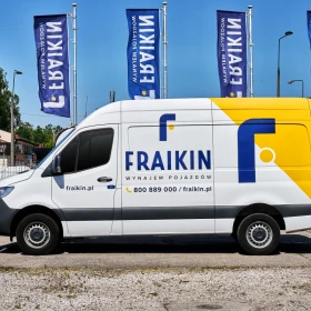 Duży Furgon do Wynajęcia – Poznań | Idealny do Przeprowadzek i Transportu!
