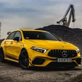 Mercedes A45 AMG bananowy żółty