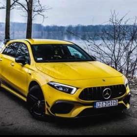 Mercedes A45 AMG bananowy żółty