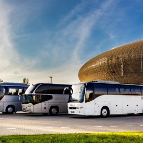 TRANSFERY LOTNISKOWE SAMOCHODEM, VANEM, MIKROBUSEM, AUTOBUSEM, AUTOKAREM KRAKÓW BALICE PYRZOWICE OKĘCIE JASIONKA OSTRAWA