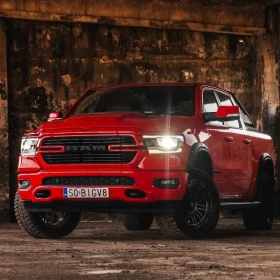 Wynajem Dodge RAM 1500 4x4 5.7L V8 HEMI wypożyczalnia samochodów