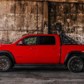 Wynajem Dodge RAM 1500 4x4 5.7L V8 HEMI wypożyczalnia samochodów