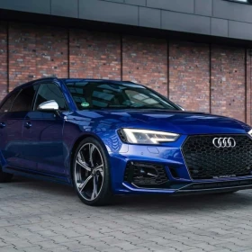 Wynajem Audi RS4 Sport Quattro 4x4 wypożyczalnia samochodów