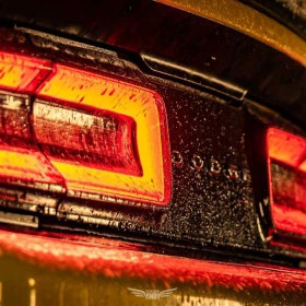 Wynajem Dodge Challenger 6.4L V8 WYDECH wypożyczalnia samochodów