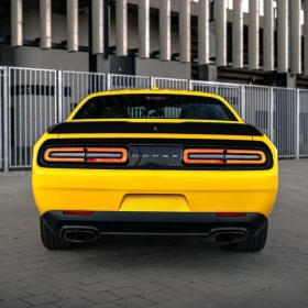Wynajem Dodge Challenger 6.4L V8 WYDECH wypożyczalnia samochodów