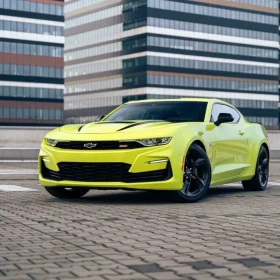Wynajem Chevrolet Camaro SS 6.2 V8 WYDECH wypożyczalnia samochodów