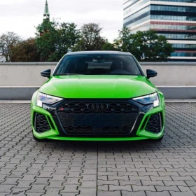 Wynajem Audi RS3 Limousine wypożyczalnia samochodów