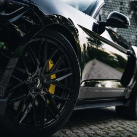 Wynajem Ford Mustang GT V8 Cabrio wypożyczalnia samochodów