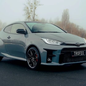 Wynajem Toyota GR Yaris Eventuri wypożyczalnia samochodów