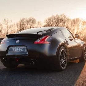 Wynajem Nissan 370Z Coupé wypożyczalnia samochodów