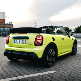 Wynajem MINI John Cooper Works JCW wypożyczalnia samochodów