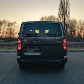 Wynajem Toyota PROACE Verso Long wypożyczalnia samochodów