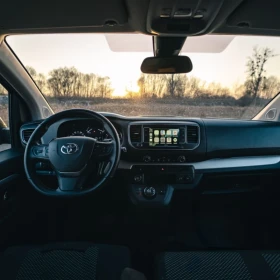 Wynajem Toyota PROACE Verso brak limitu km, bez kaucji wypożyczalnia