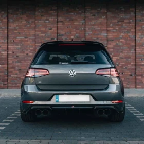 Wynajem VW Golf 7.5R STAGE 1 360 KM wypożyczalnia samochodów