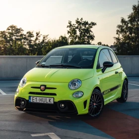 Abarth 595 Turbo wynajem Fiat 500 wypożyczalnia samochodów