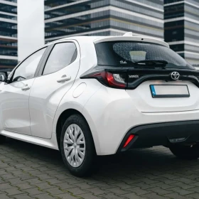 Wynajem Toyota Yaris 1.5 Automat- wypożyczalnia samochodów