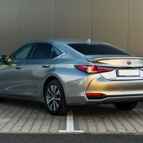 Wynajem Lexus ES300h | Żary