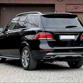 Wynajem Mercedes GLE 350d 4MATIC | Zielona Góra